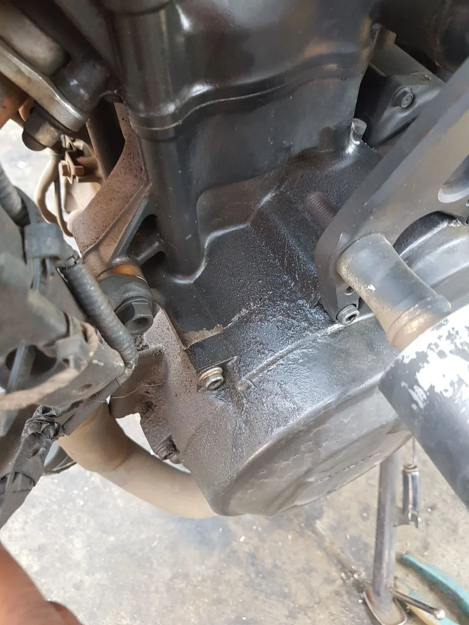 Honda CBR400 — service & leak repair — photo 9